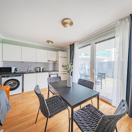 Modern Living Apartments Vienna, 15 Min To Center Buitenkant foto